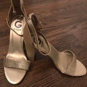 GUESS heels